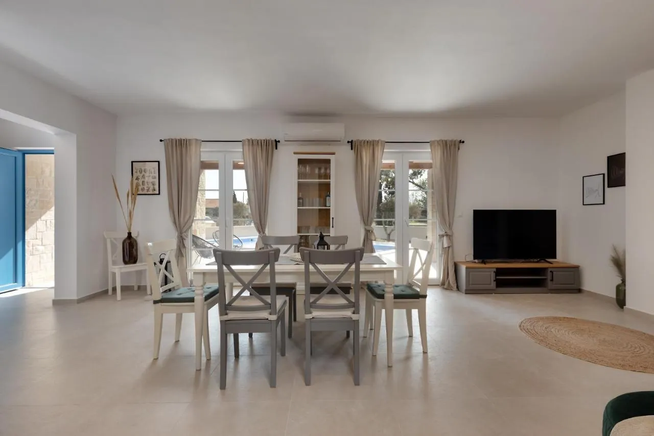 Villa Mediterra Prima Nin