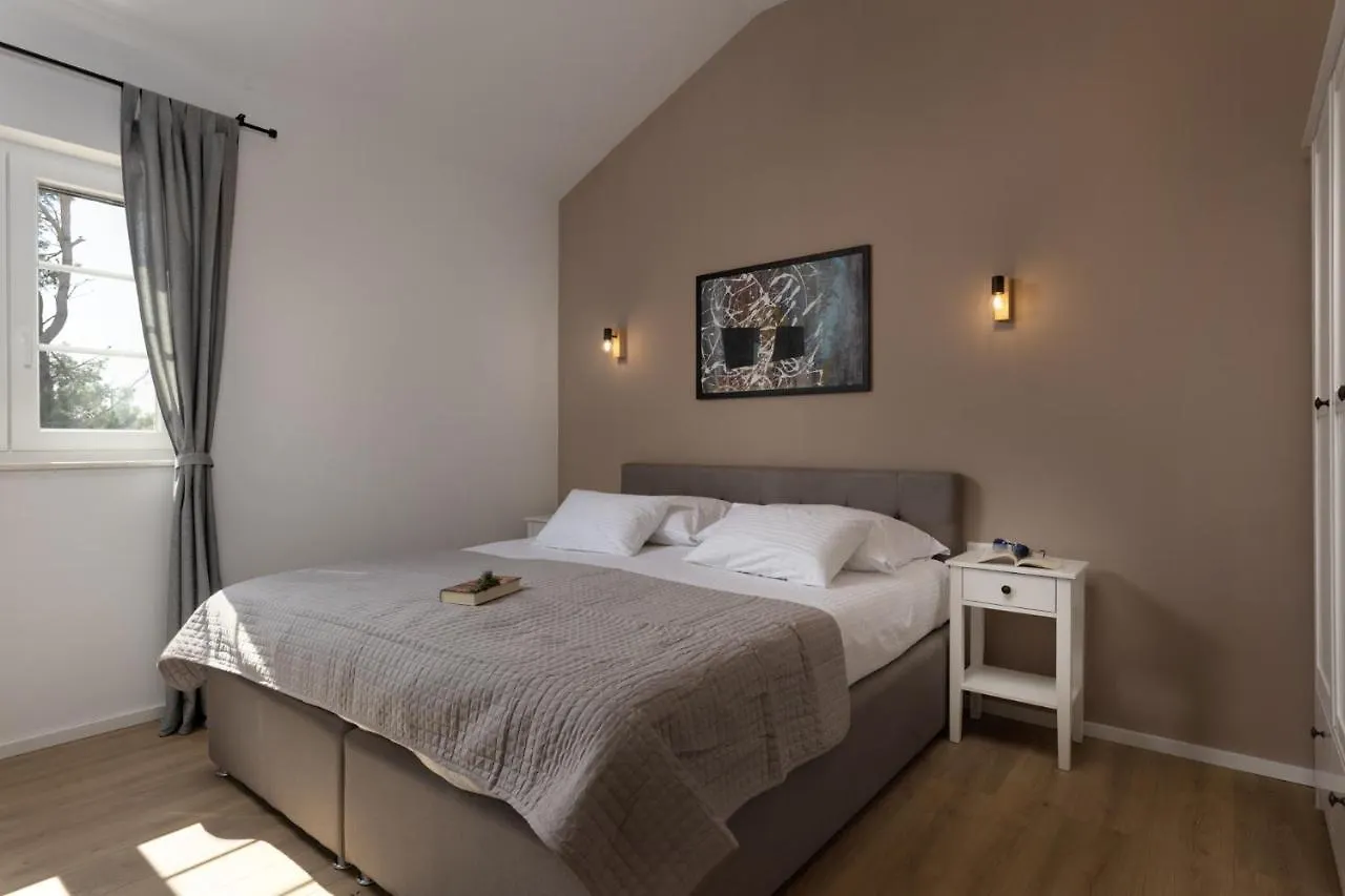 Villa Mediterra Prima Nin