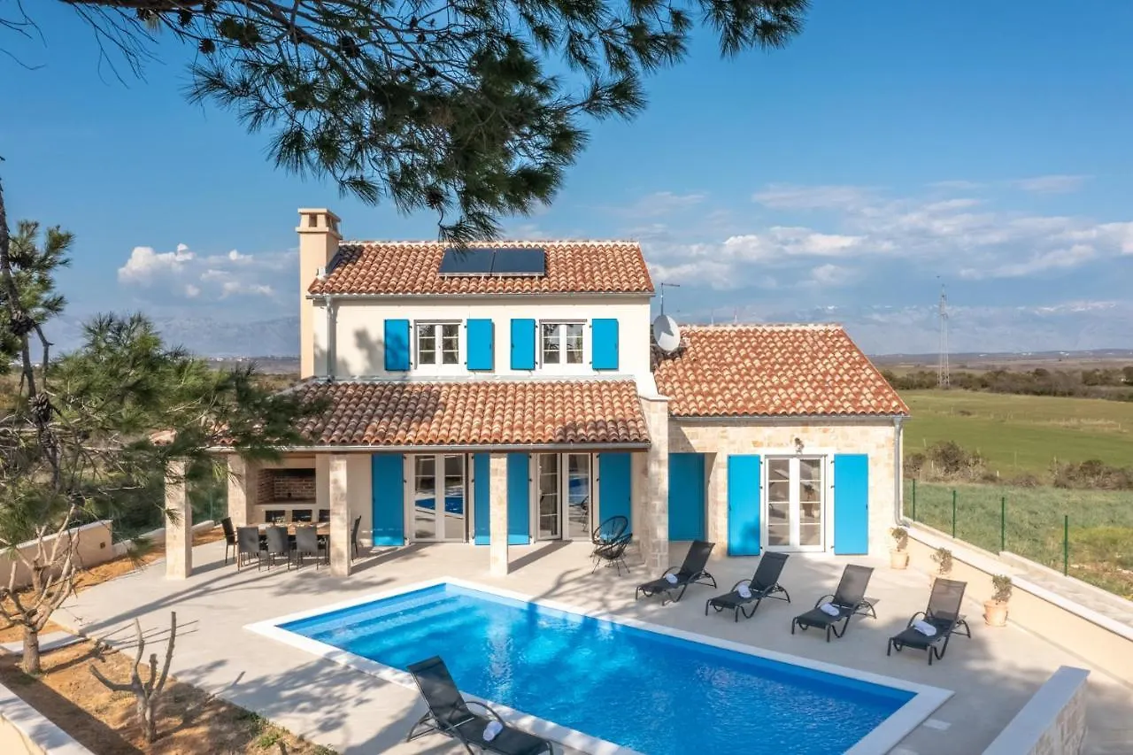 Villa Mediterra Prima Nin